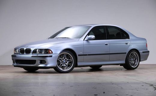 2003 BMW M5