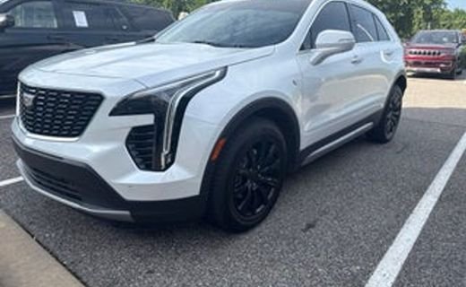 2023 Cadillac XT4 Premium Luxury