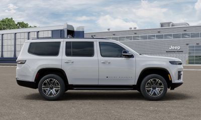 2026 Jeep Grand Wagoneer Base
