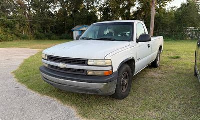 2000 Chevrolet Silverado 1500 Base FOR