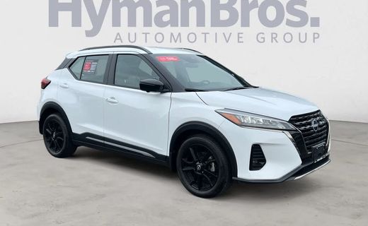 2024 Nissan Kicks SR