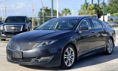2014 Lincoln MKZ