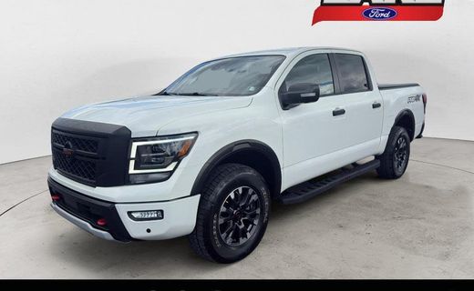2022 Nissan Titan