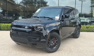 2025 Land Rover Defender 110 X