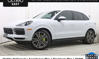 2023 Porsche Cayenne E Hybrid Platinum