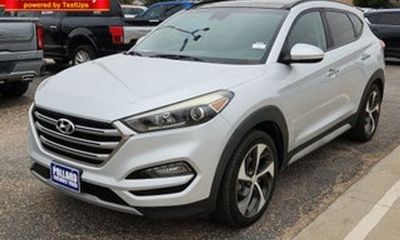 2017 Hyundai Tucson SE Popular Equipment