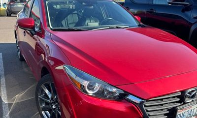 2018 Mazda MAZDA3 Touring