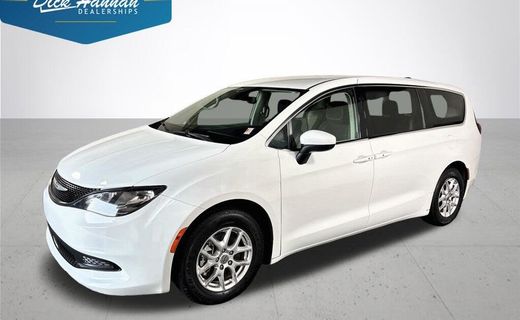 2023 Chrysler Voyager LX