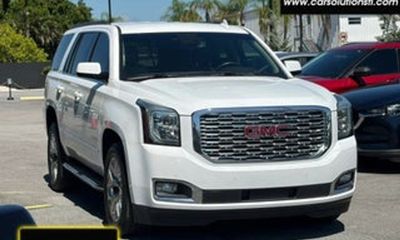 2019 GMC Yukon SLT Standard Edition
