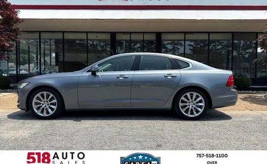 2017 Volvo S90 Momentum
