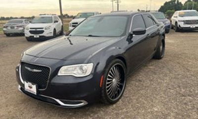 2015 Chrysler 300 Limited