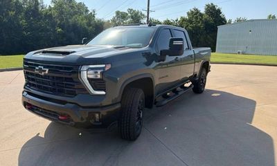 2025 Chevrolet Silverado HD LT