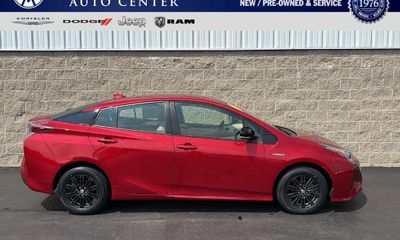 2017 Toyota Prius ONE TWO