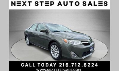 2014 Toyota Camry Hybrid