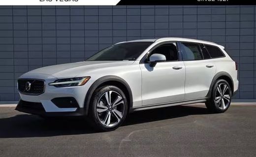 2026 Volvo V60CC Plus