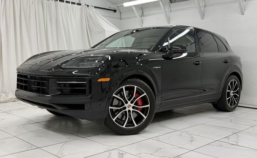 2026 Porsche Cayenne S E Hybrid