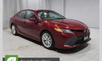 2018 Toyota Camry SE XLE Hybrid