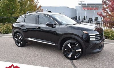 2026 Nissan Kicks MPV SR