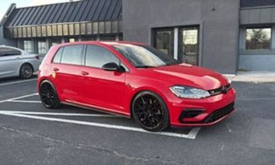 2018 Volkswagen Golf R Base