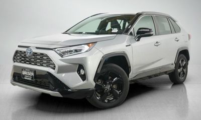 2020 Toyota RAV4 XSE HV