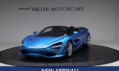 2025 McLaren 750S Spider