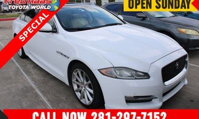 2016 Jaguar XJ R Sport