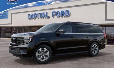 2027 Ford Expedition MAX Active