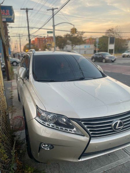 2015 Lexus RX — a typically priced live listing