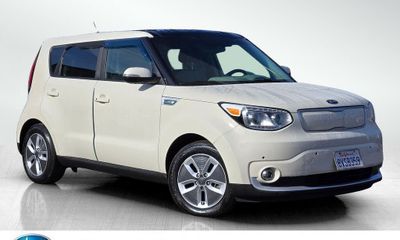 2017 Kia Soul EV With Pano