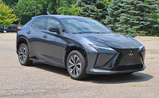 2023 Lexus RZ