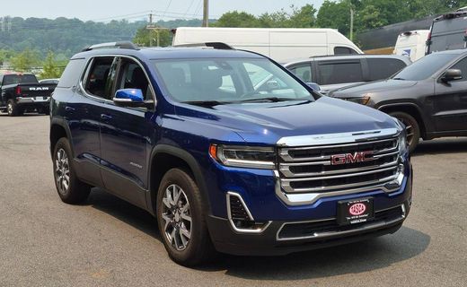 2023 GMC Acadia SLT