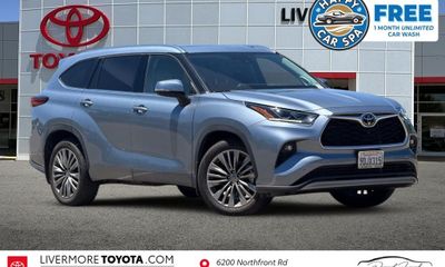2022 Toyota Highlander Platinum