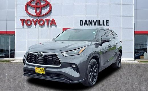 2022 Toyota Highlander LE