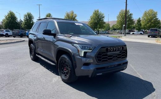 2025 Toyota Sequoia Platinum