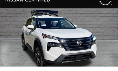2025 Nissan Rogue SL