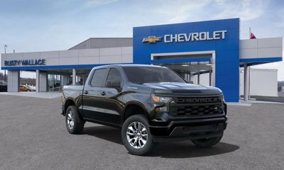 2023 Chevrolet Silverado Custom