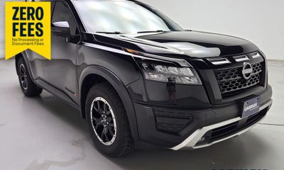 2024 Nissan Pathfinder SV