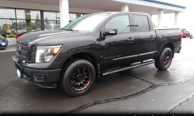 2018 Nissan Titan SV