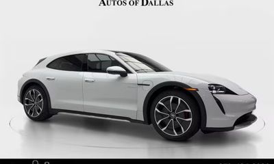 2024 Porsche Taycan 4S Cross Tourismo