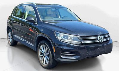 2017 Volkswagen Tiguan Wolfsburg 4Motion