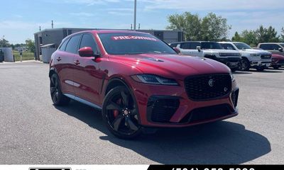 2023 Jaguar F-Pace SVR
