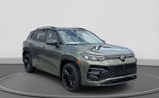 2026 Volkswagen Tiguan SE Black
