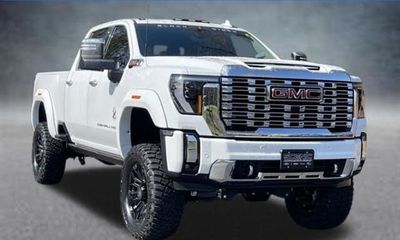 2026 GMC Sierra HD Denali