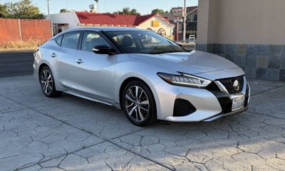 2019 Nissan Maxima S