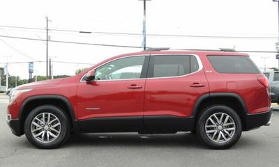 2019 GMC Acadia SLE 2