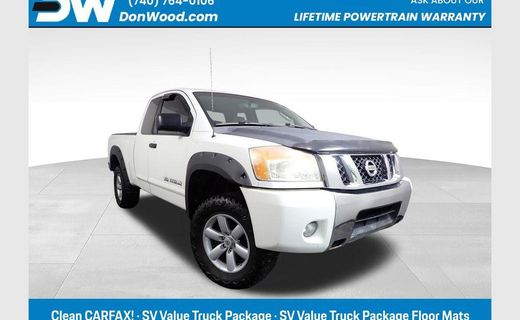 2011 Nissan Titan SV
