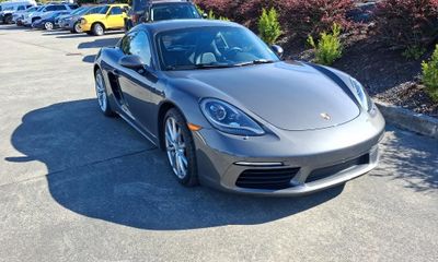 2019 Porsche 718 Cayman T