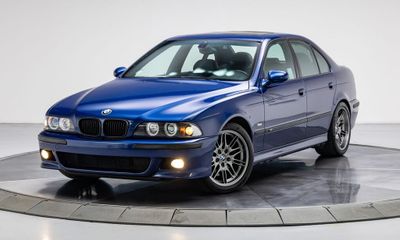 2000 BMW M5 Base