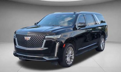 2022 Cadillac Escalade ESV Premium Luxury