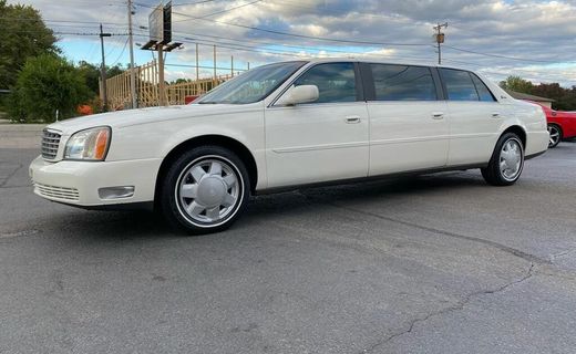 2002 Cadillac Limousine Base